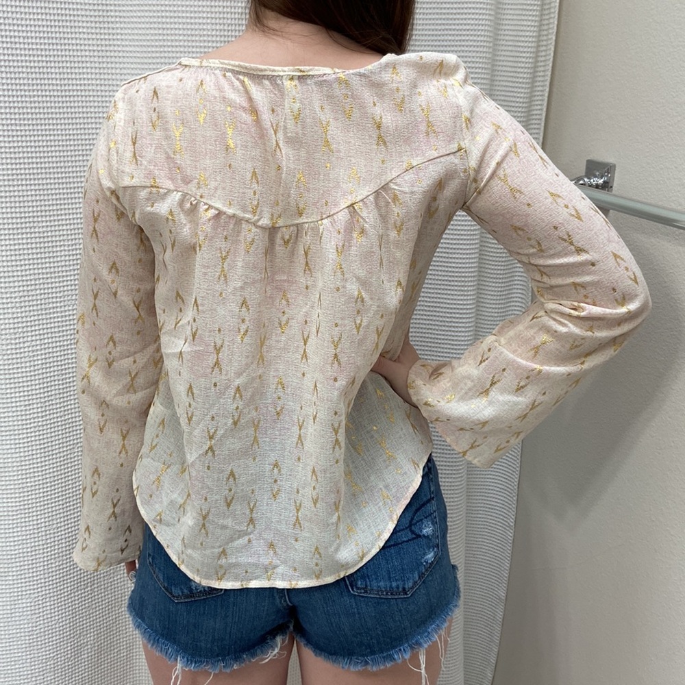 Women’s Xhilaration long sleeve gold and lace embellished blouse. Size small. - Picture 4 of 11